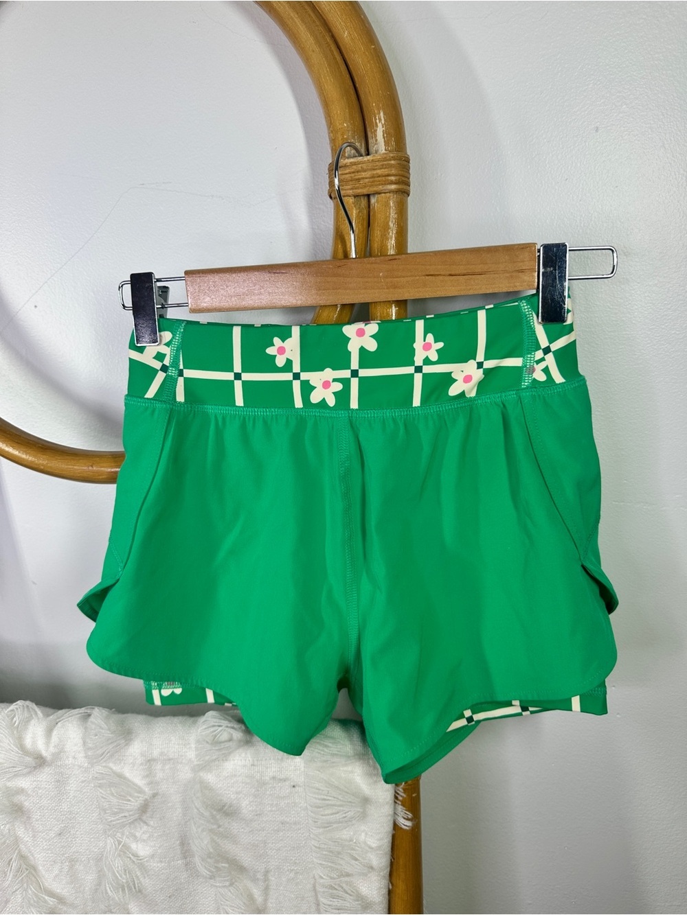 Kids Hanna Andersson Green Floral Shorts sz 8